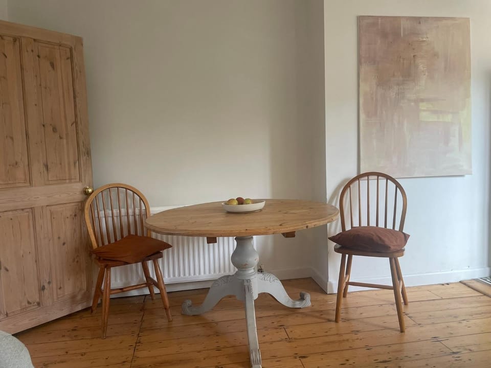 Peaceful 3 Double Bed House By Park House in Bristol
