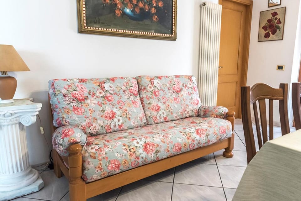 S297 - Sirolo, villetta pentalocale con giardino Apartment in Marche