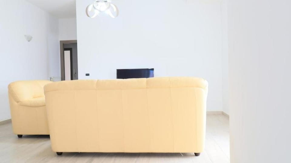 Lounge or bar, Seating area