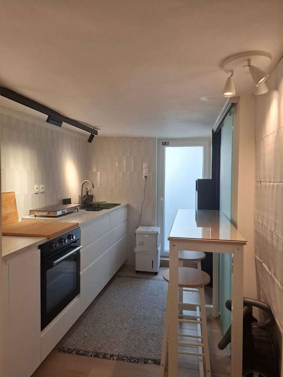 Kitchen or kitchenette, kitchen