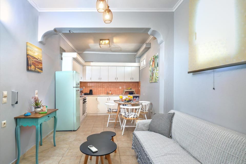 Manesko house Apartment in Gaios