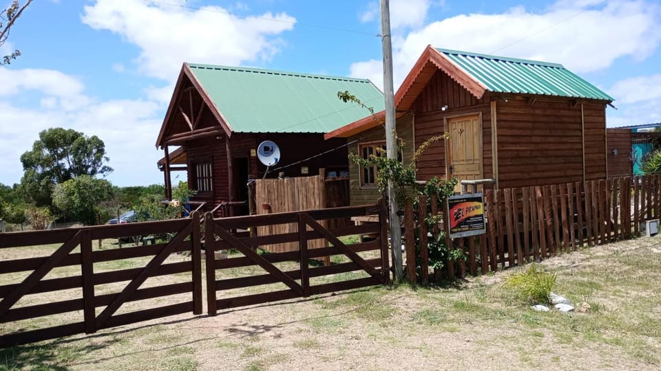 Cabañas el Caribe - Bora Bora House in Canelones Department, Uruguay