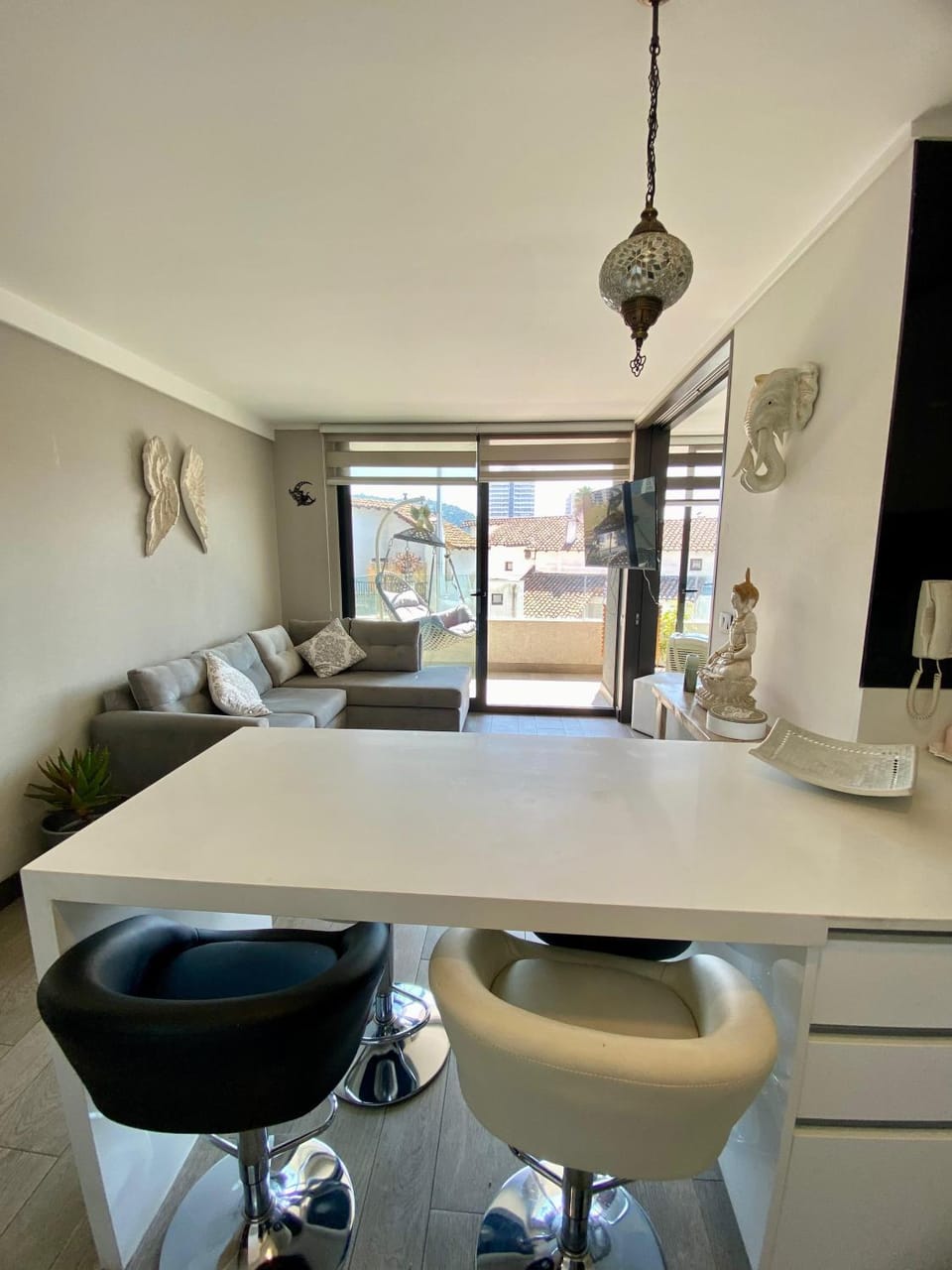 Vibe Oriente Spot Cama king Terraza y Piscina Apartment in Las Condes