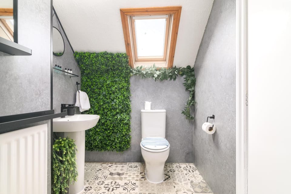 Toilet, Bathroom