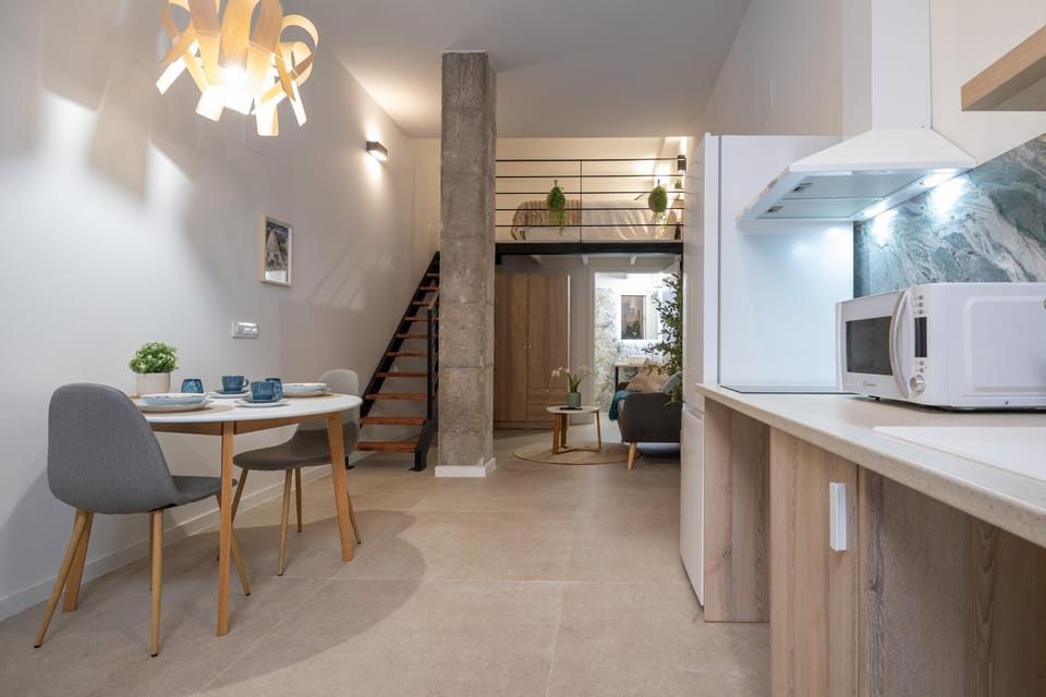 Kitchen or kitchenette, Living room, Dining area, stove