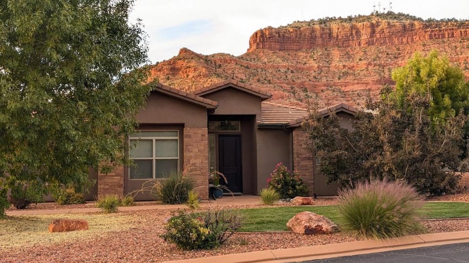 Property building, Natural landscape, Mountain view