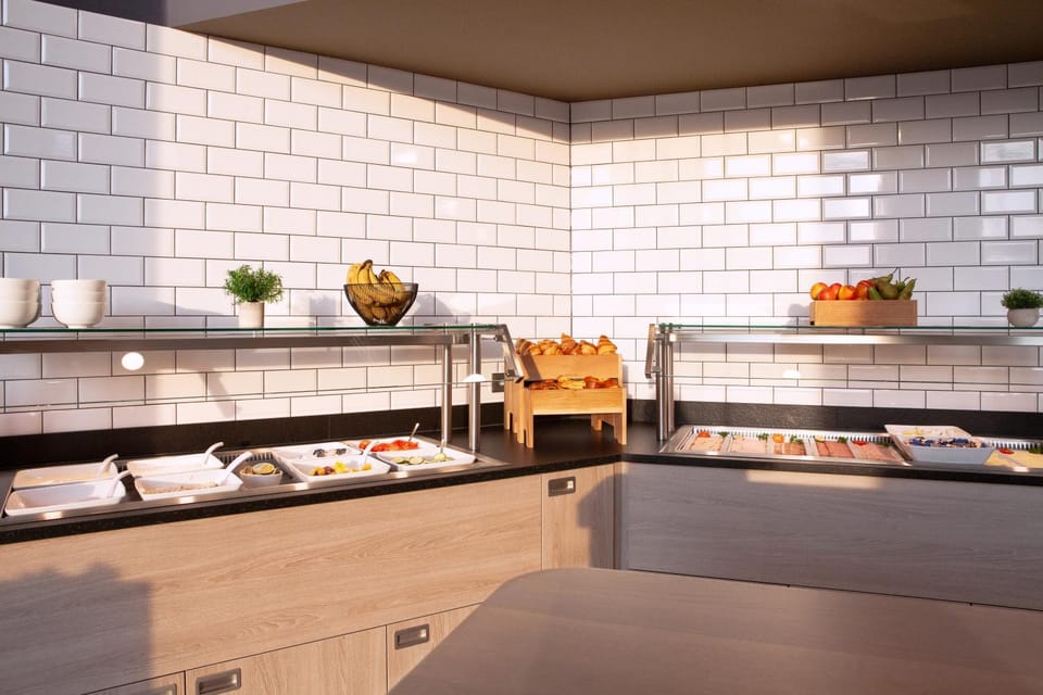 Food and drinks, Buffet breakfast