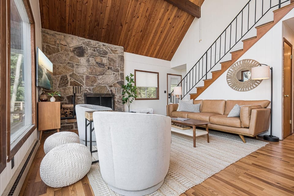 Living room, Seating area, fireplace, furniture