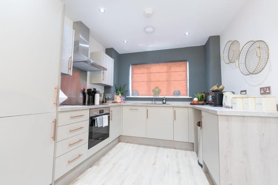 The Show Home - Grange Meadows 7 Adults 2 Kids House in Oldham District