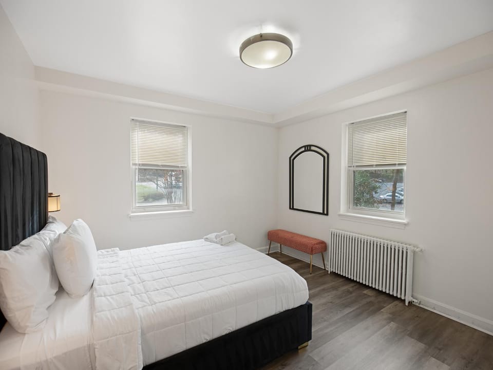 Bed, Photo of the whole room, internet
