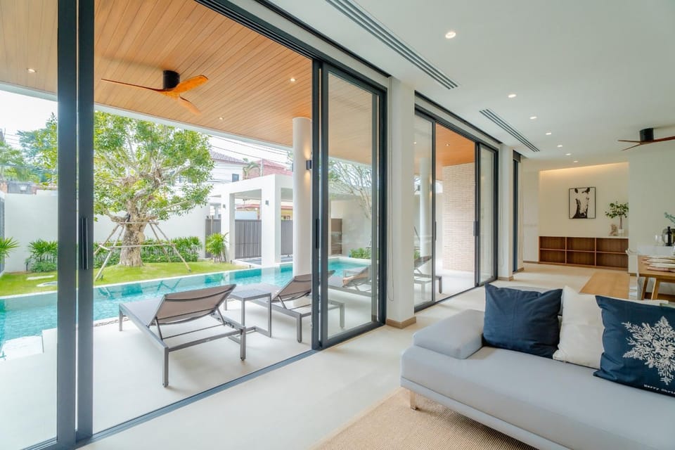 Liva Villa - 10 Mins to Nai Harn & Rawai Beach Villa in Rawai