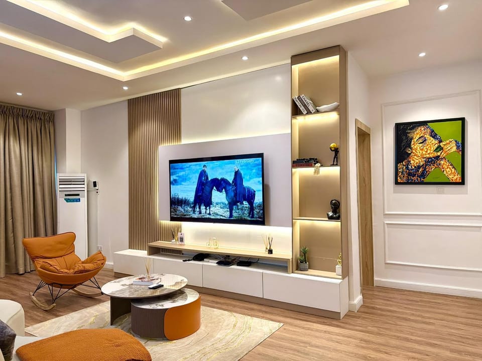 Luxury 1 BR With Swimming Pool & 24 Hours Security In Lekki 1 Apartment in Lagos