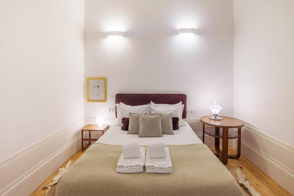 Mouzinho Hill View Apartment in Porto