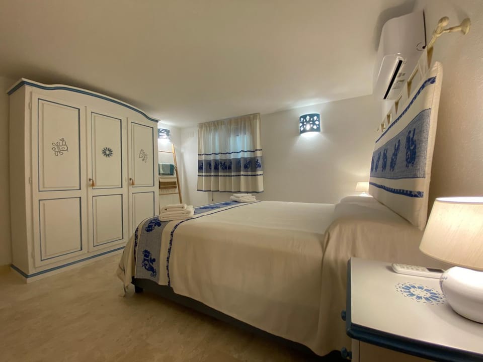 Casa Graniti San Pantaleo Villa in Sardinia