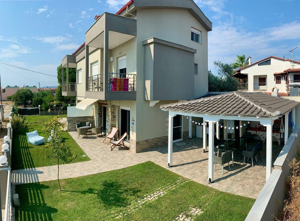 Garden, Balcony/Terrace