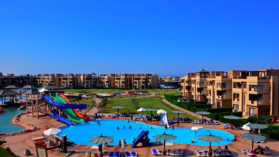Aqua park, Swimming pool, Swimming pool