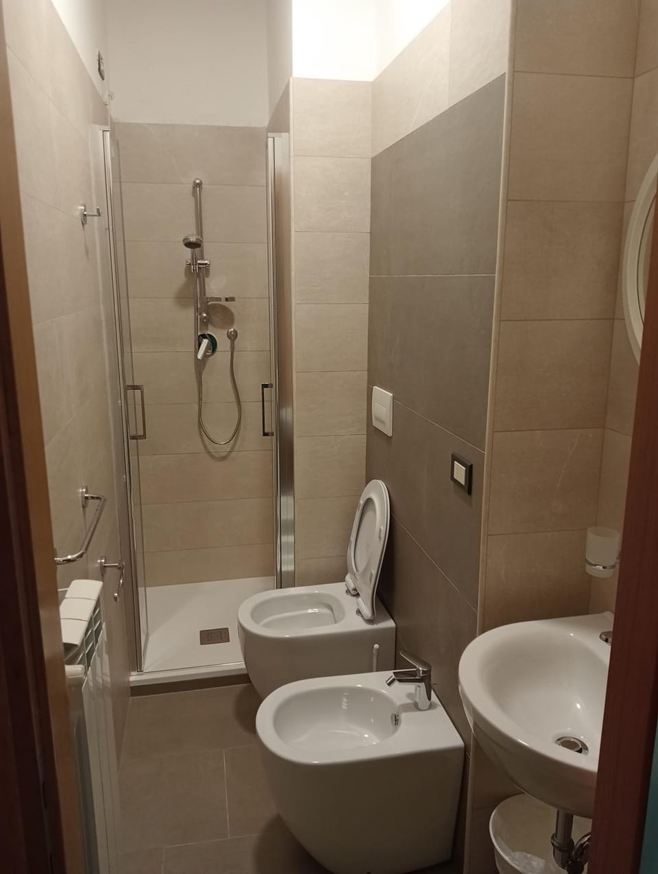 Shower, bidet