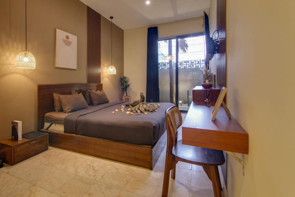 Bed, Bedroom