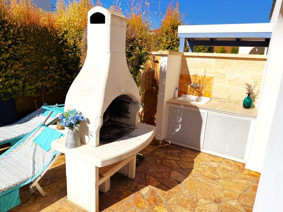Day, BBQ facilities, BBQ facilities