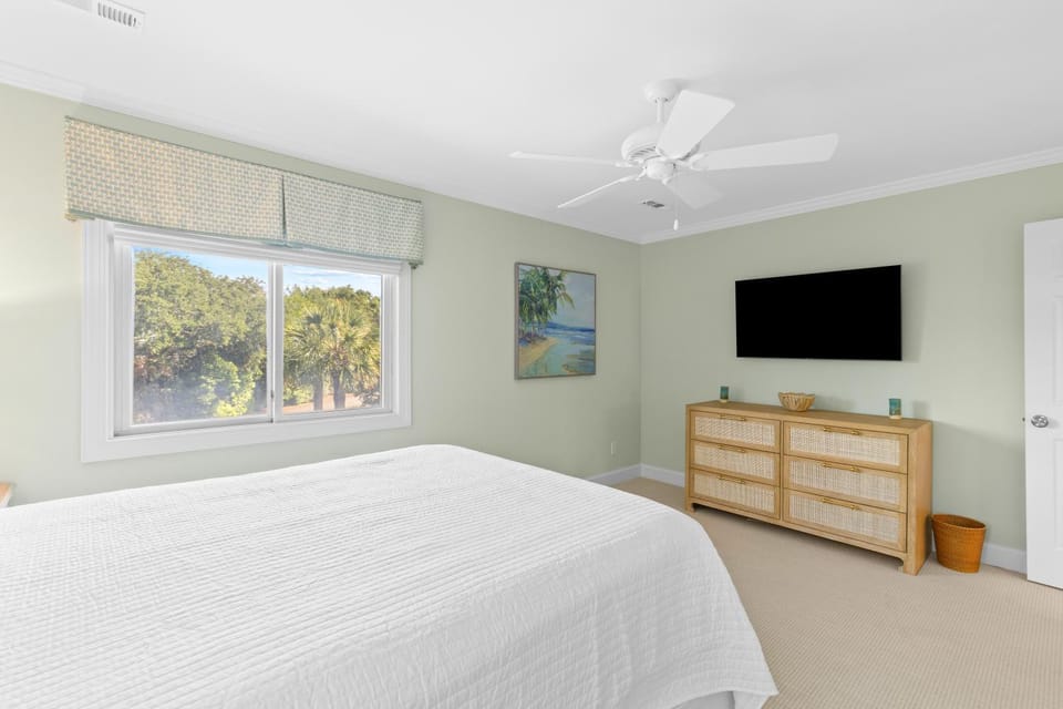 Communal lounge/ TV room, Bed, TV and multimedia, Photo of the whole room, Bedroom