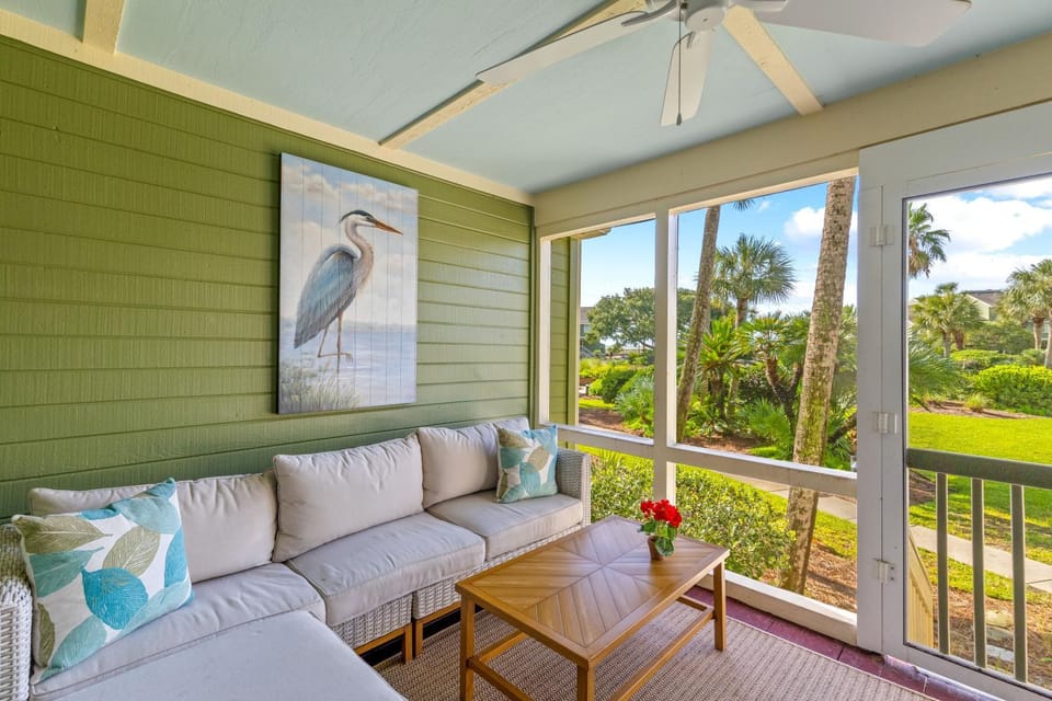 Patio, Balcony/Terrace, Seating area, Garden view