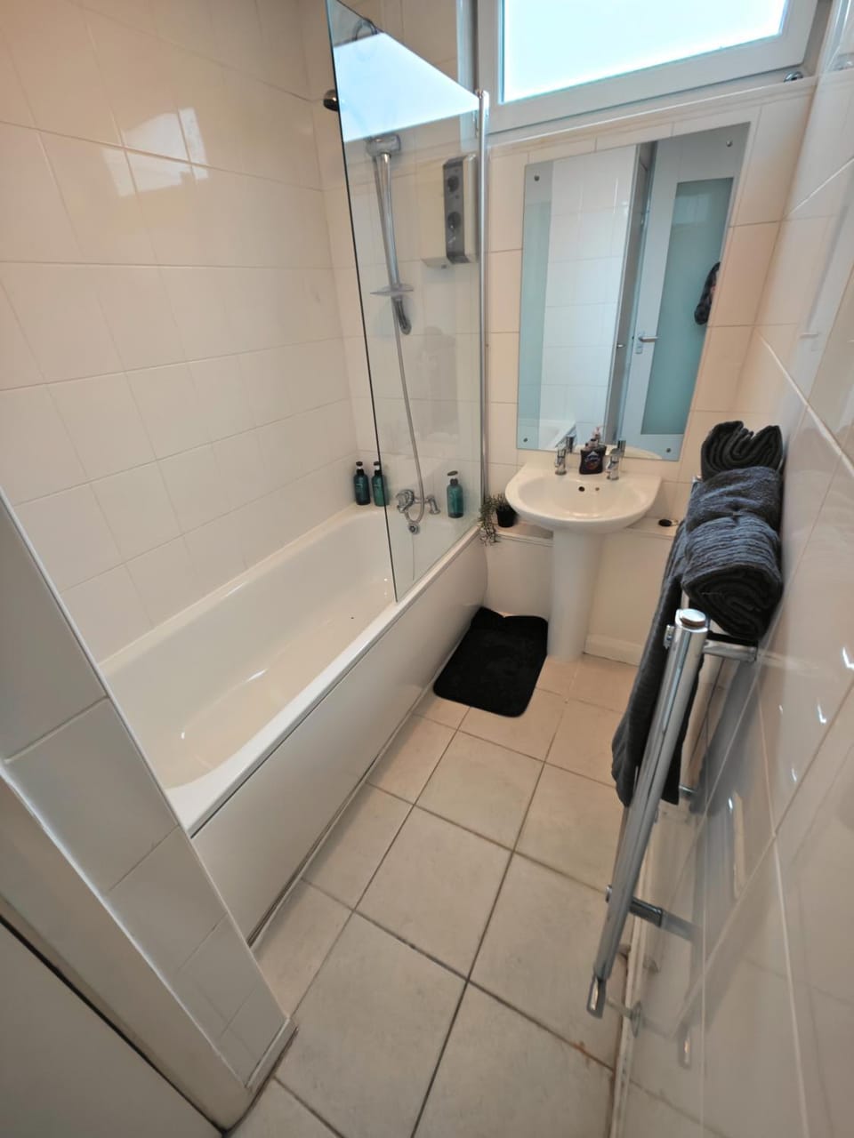 Shower, Bathroom, Bath, heating, towels