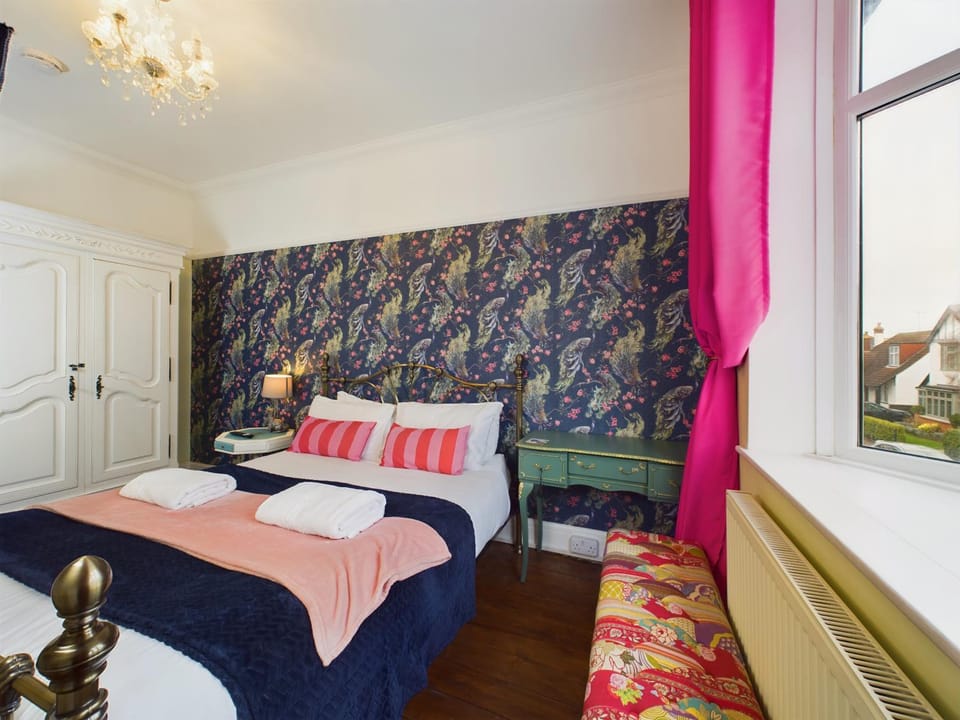 Bed, Photo of the whole room, Bedroom, towels, wardrobe