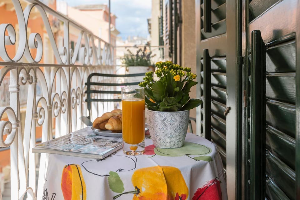 View (from property/room), Balcony/Terrace