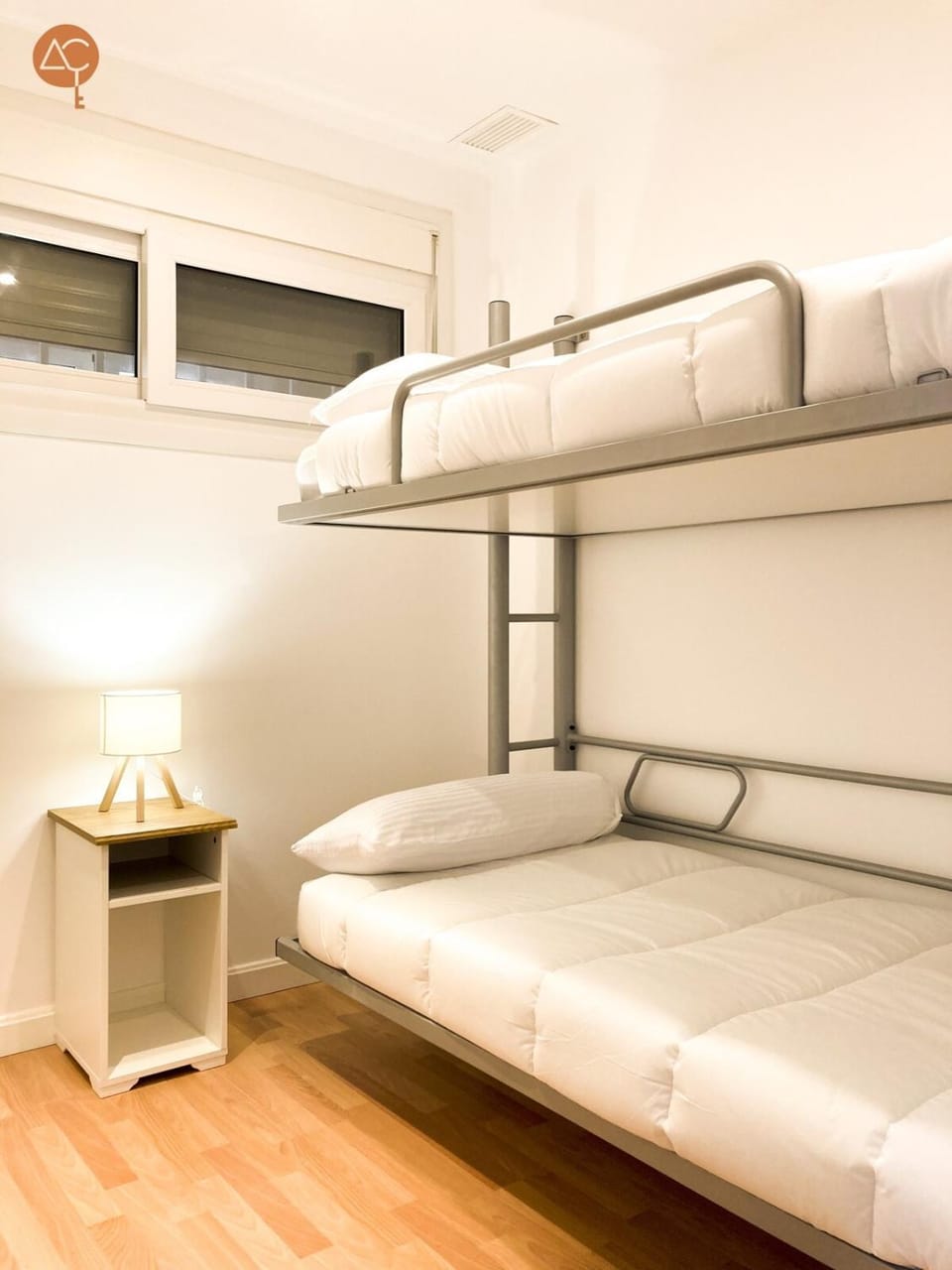 Bed, Photo of the whole room, Bedroom, bunk bed