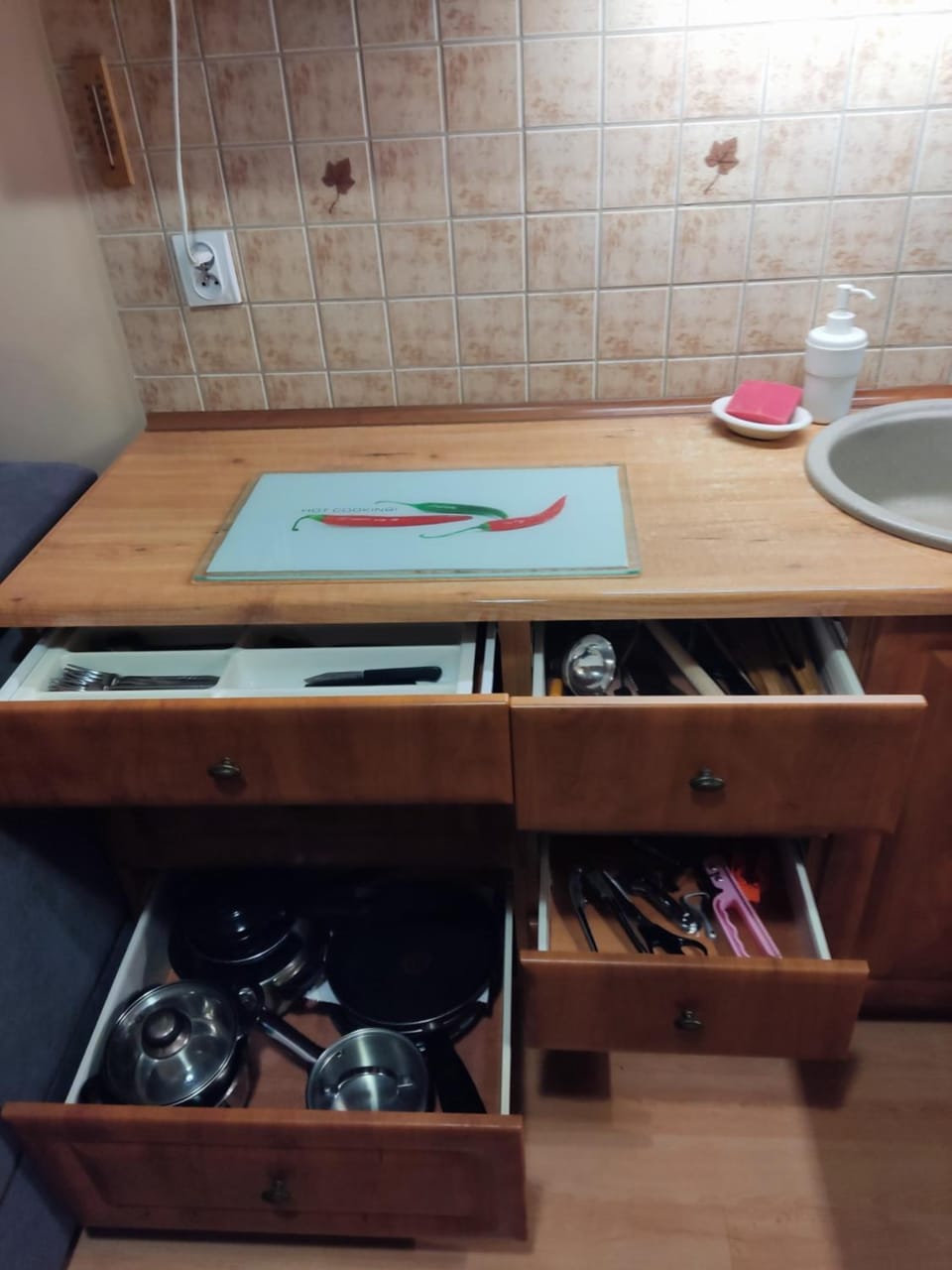 Kitchen or kitchenette