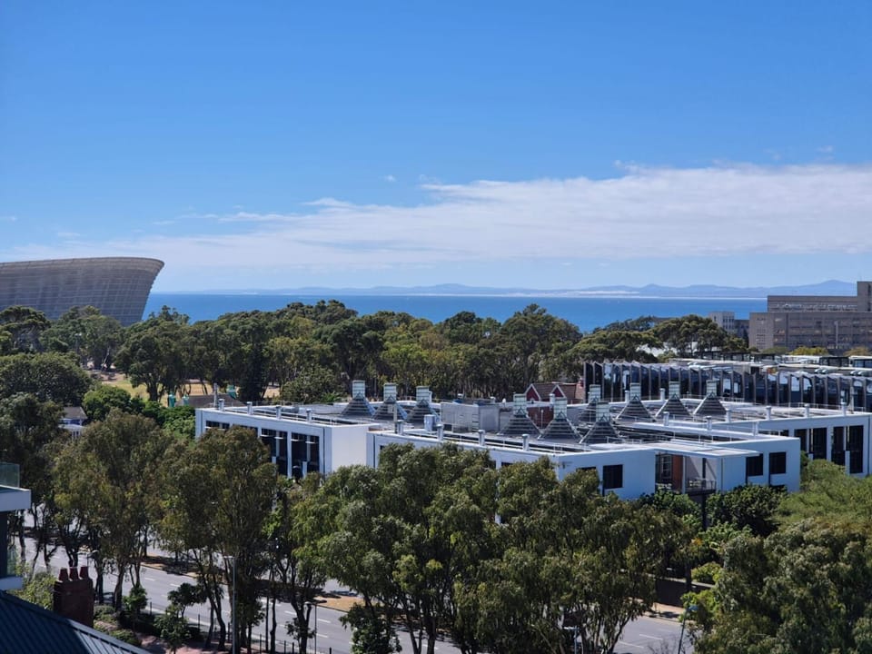 City view, Sea view
