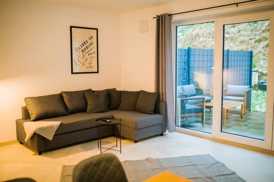 HUGOS Design House am Waldrand - ruhig & modern House in Hesse