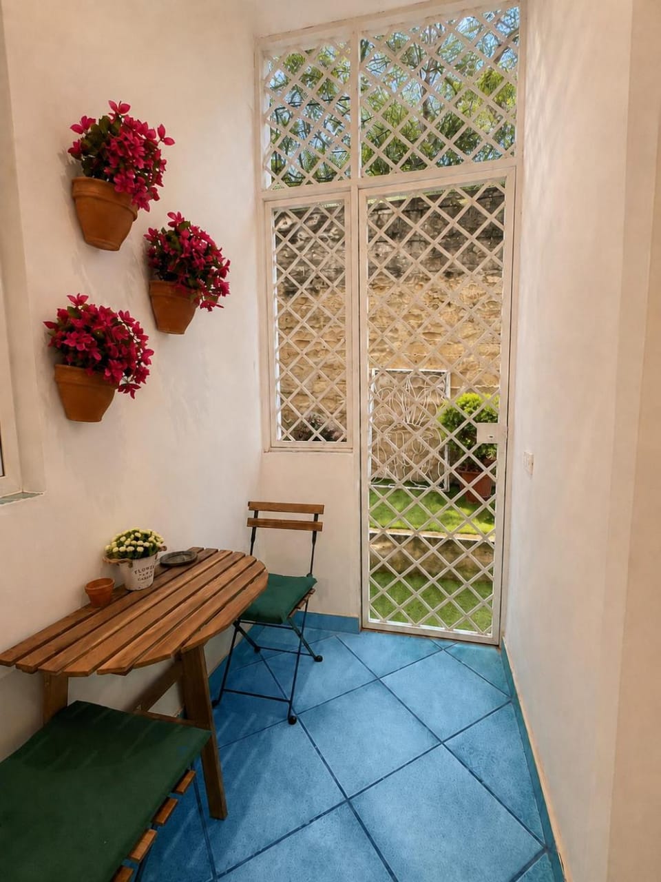 Property building, Patio, View (from property/room), Balcony/Terrace, Photo of the whole room, Floor plan, Dining area, Breakfast, Breakfast, Italian breakfast, Italian breakfast