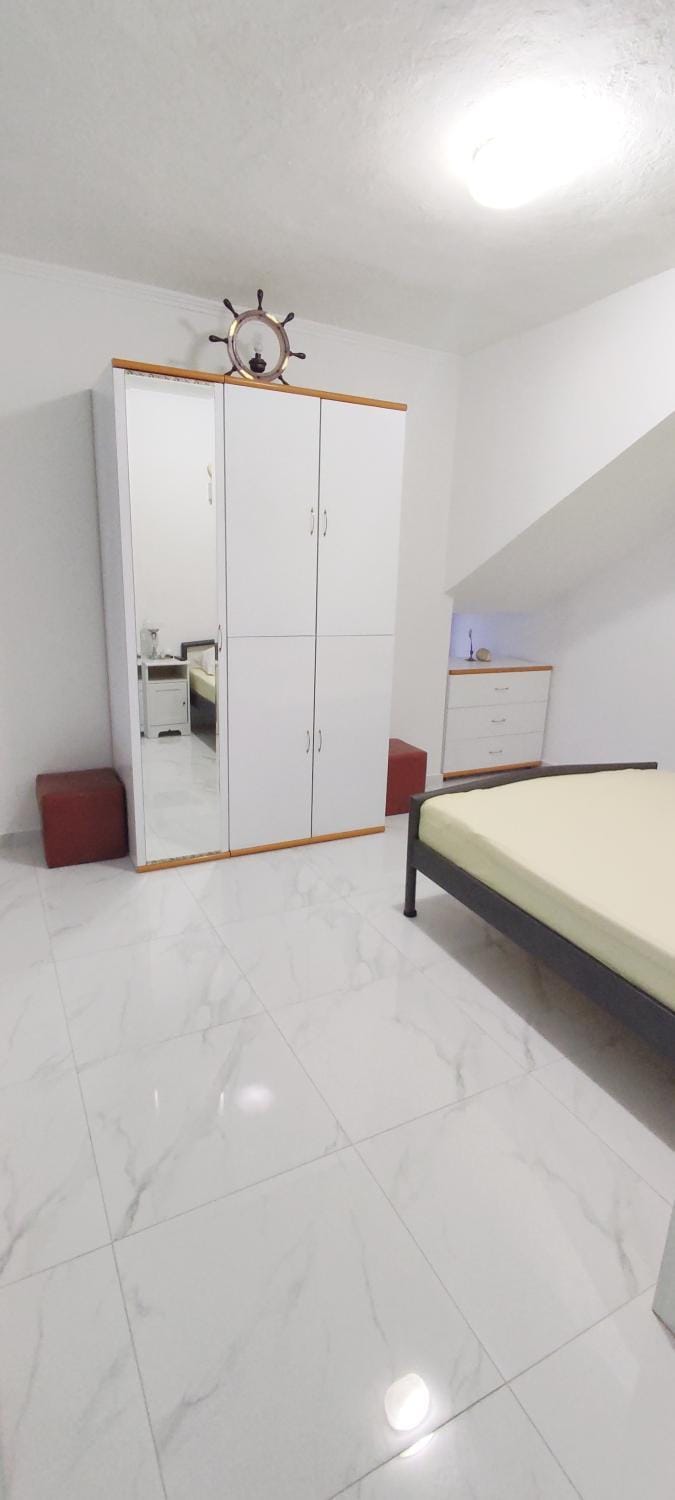 ''By the sea II' Apartment in Šibenik-Knin County, Croatia