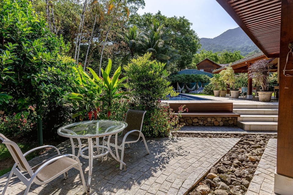 Paraíso com Piscina e Natureza em São Sebastião House in São Sebastião