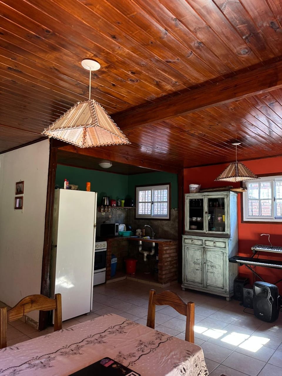 Casa con pileta y patio privado en Ibarlucea House in Santa Fe Province, Argentina
