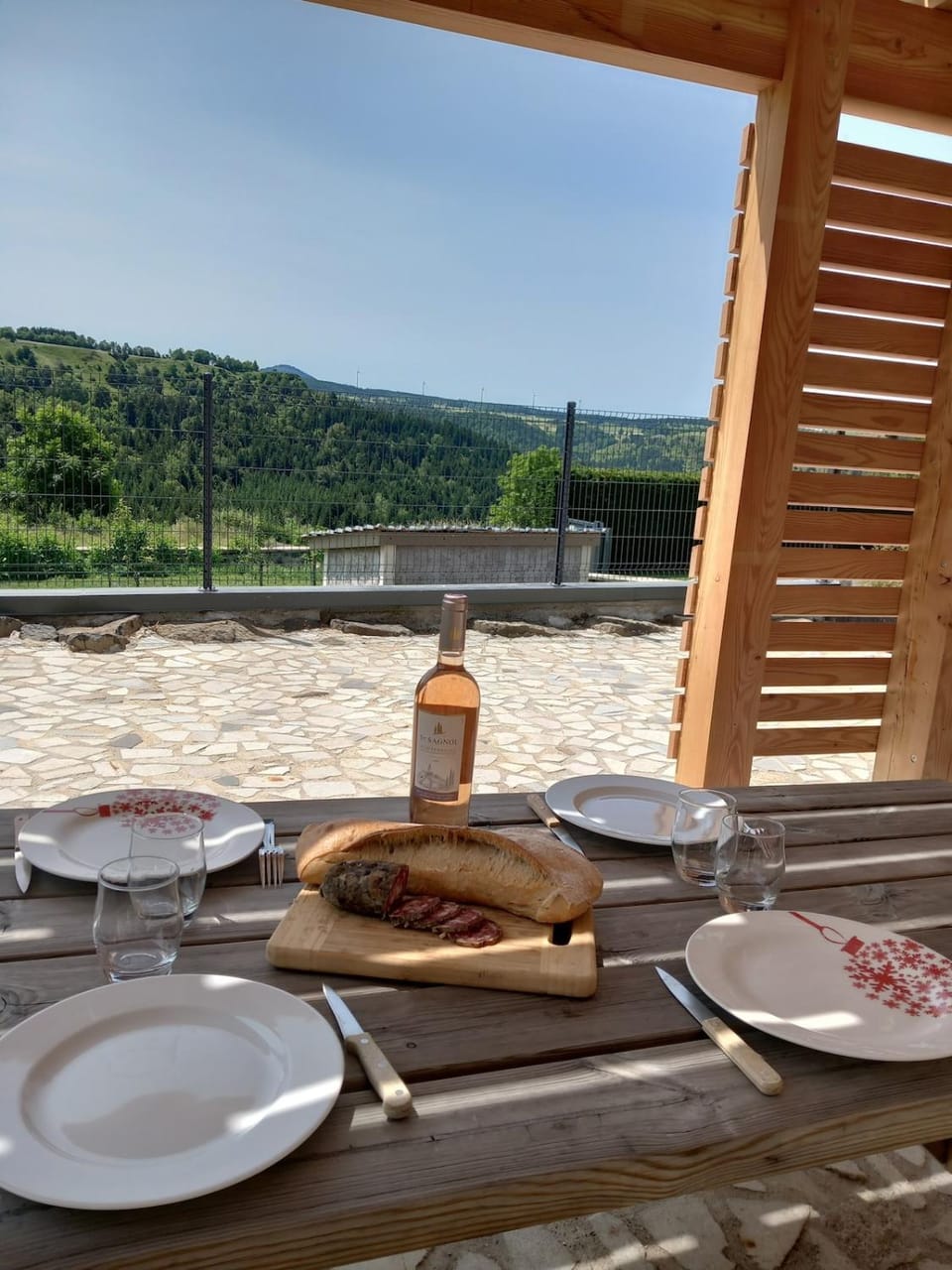 Le "Refuge" douillet, chaleureux, massages bien-être Chalet in Auvergne-Rhône-Alpes