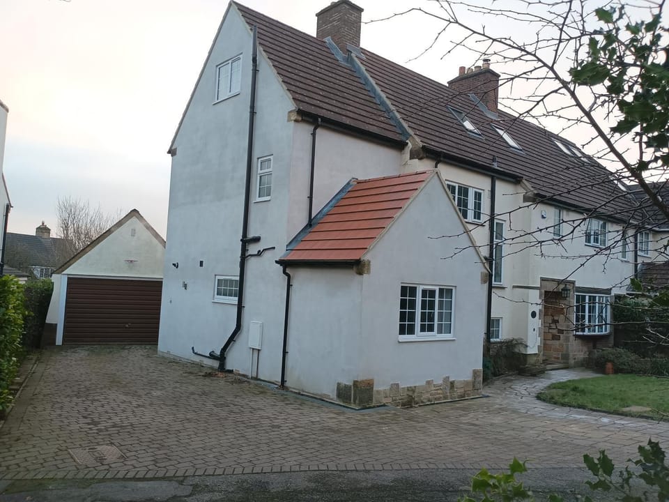 Property building, Street view