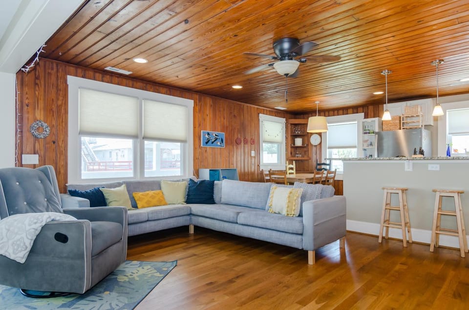 Cote de Kure Cottage by Bryant Real Estate House in Kure Beach