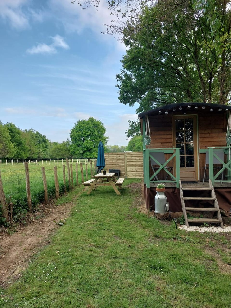 La 24h Roulotte Luxury tent in Pays de la Loire