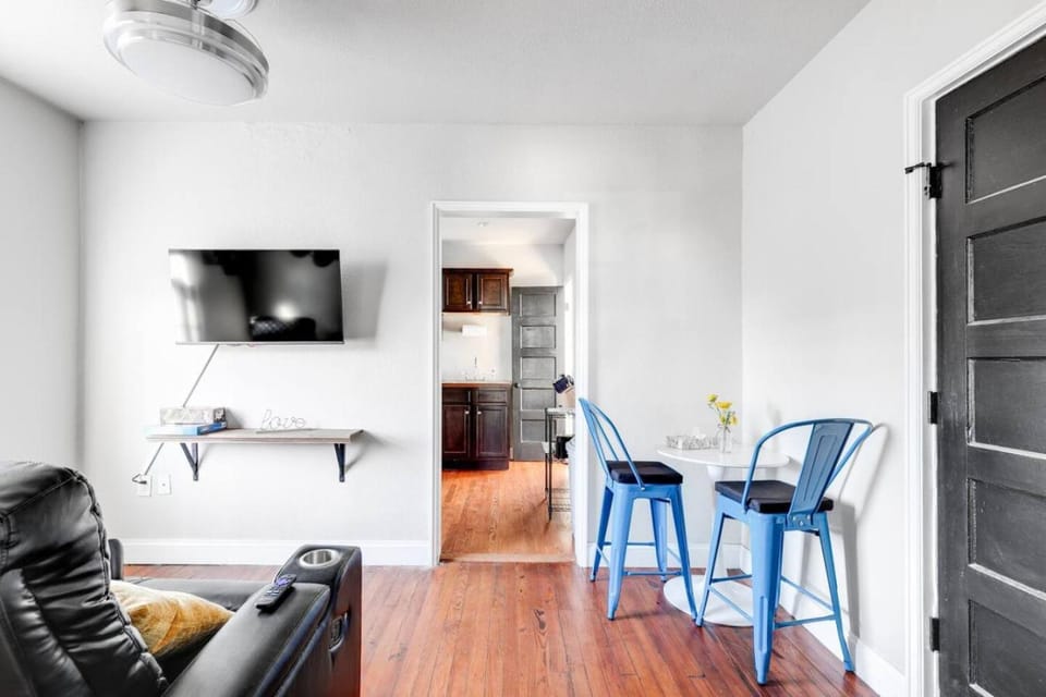 Tranquil Escape in Church Hill Near Libby Park Apartment in Church Hill