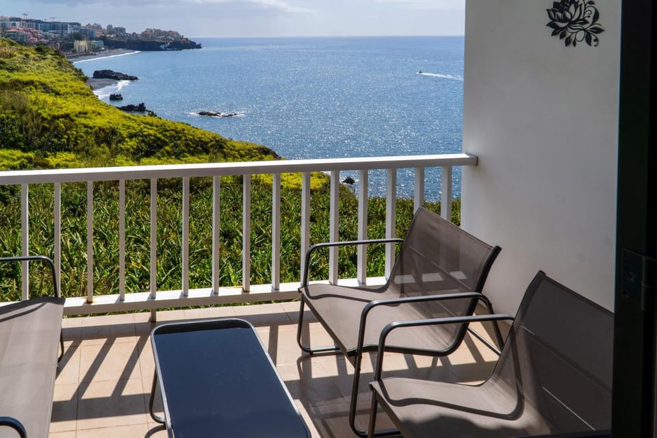 Day, Natural landscape, View (from property/room), Balcony/Terrace, Sea view