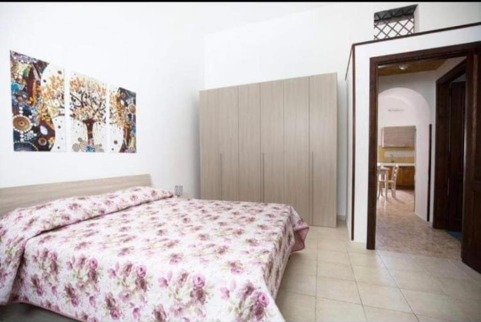 Casa Viola Apartment in Canneto