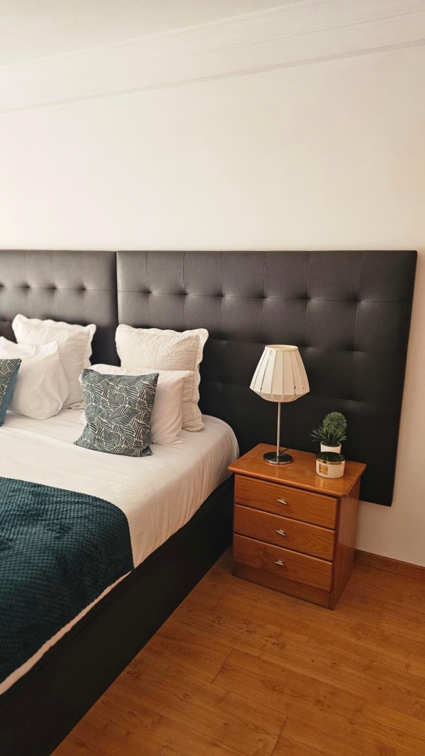 DOWNTOWN-GuestHouse Bed and Breakfast in Olhão