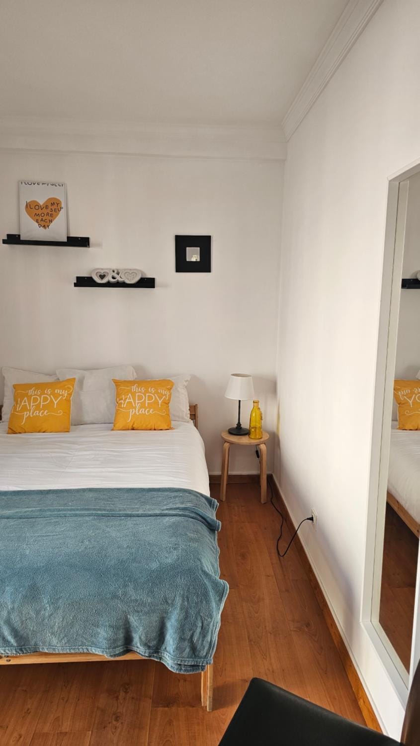 DOWNTOWN-GuestHouse Bed and Breakfast in Olhão