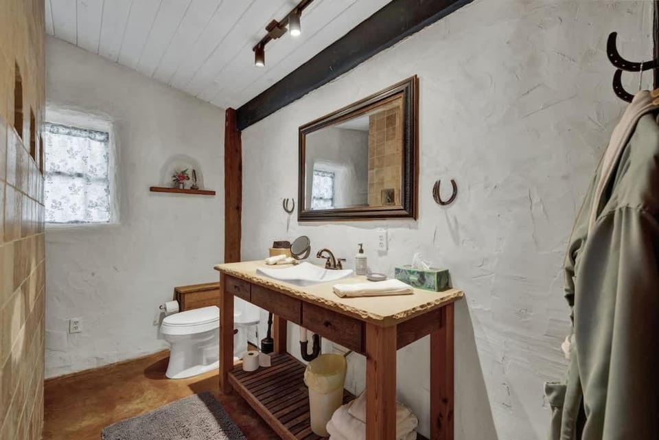 Bathroom, Bath