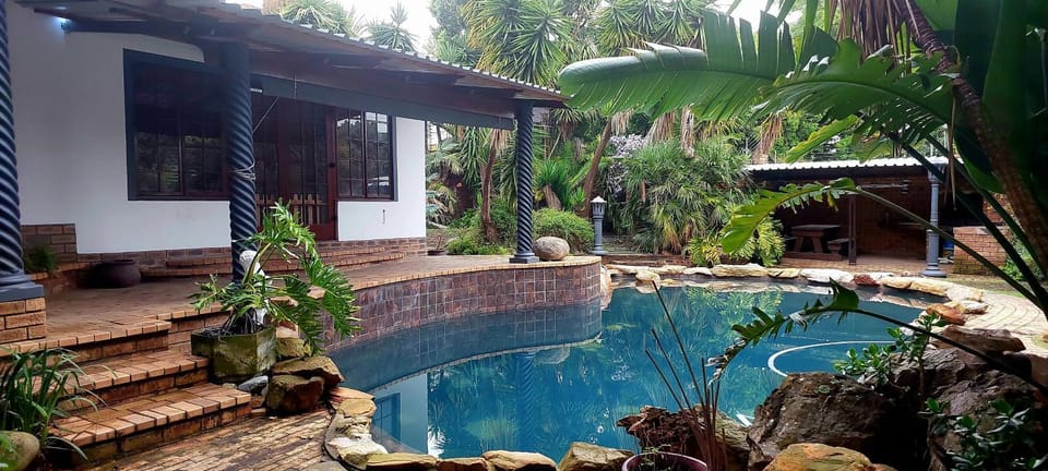 Balcony/Terrace, Swimming pool