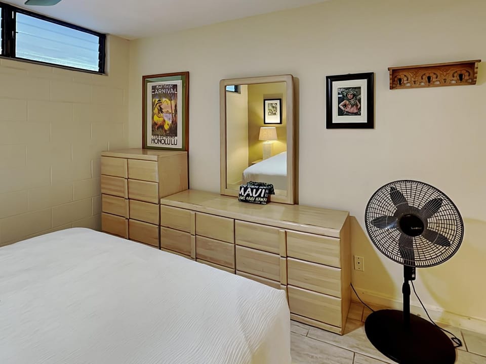 Bed, Bedroom, furniture, wardrobe