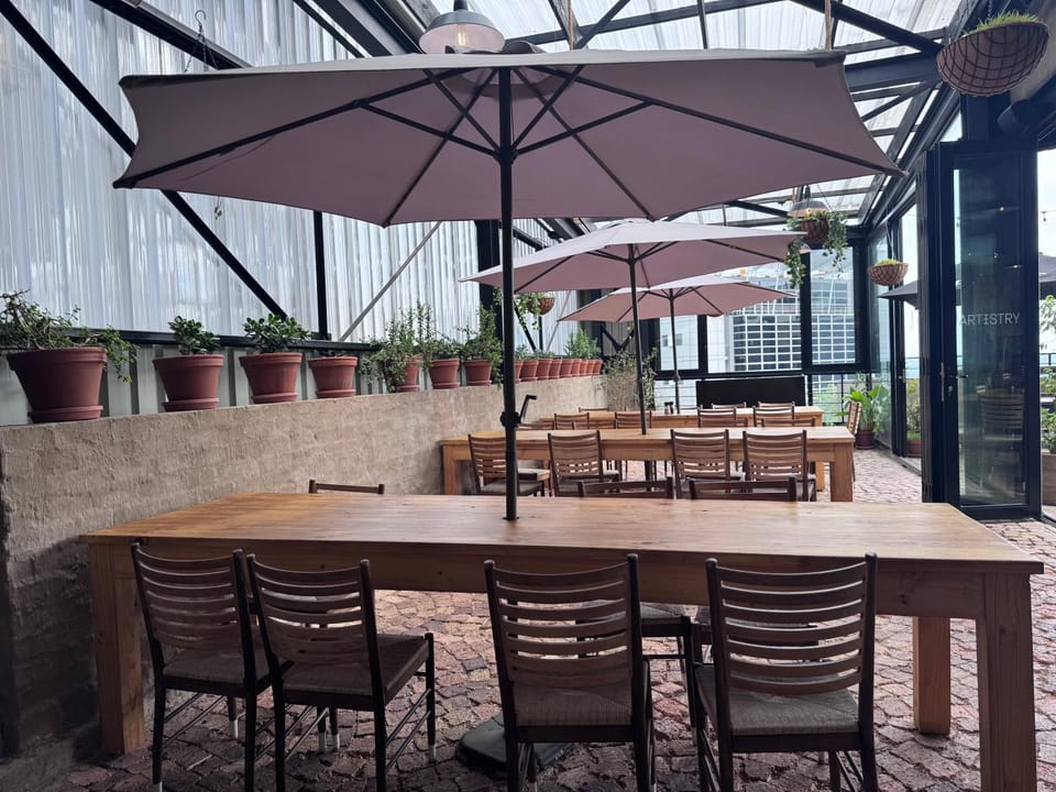 Property building, Restaurant/places to eat