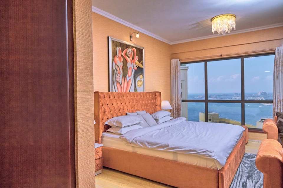 Bedroom, bidet